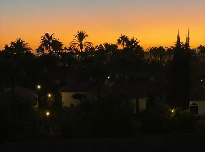 Διαμέρισμα 2-2 *