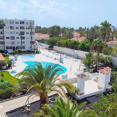 Apartment 2-2 *